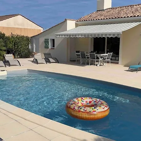 Comme Chez Vous, Ailleurs Et Proche De L'océan