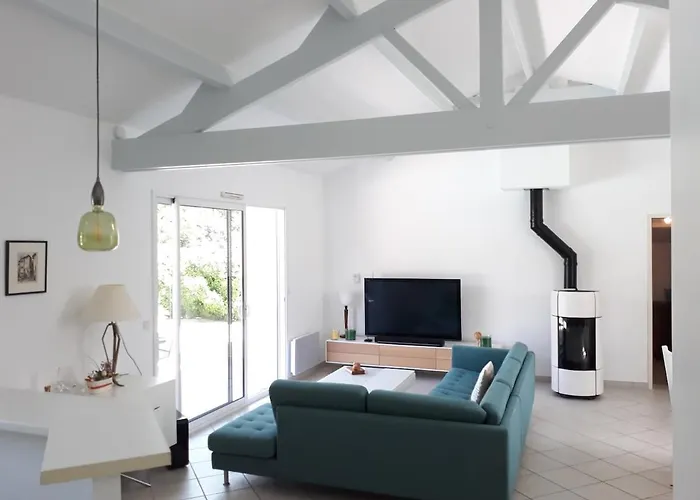 Comme Chez Vous, Ailleurs Et Proche De L'océan Hébergement de vacances