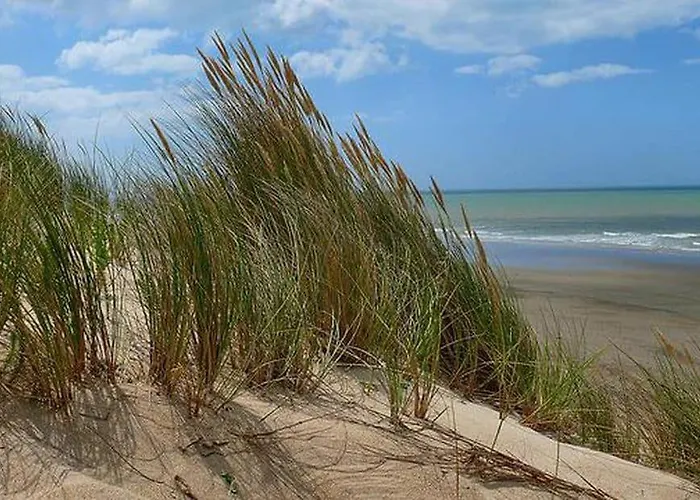 Comme Chez Vous, Ailleurs Et Proche De L'océan Hébergement de vacances